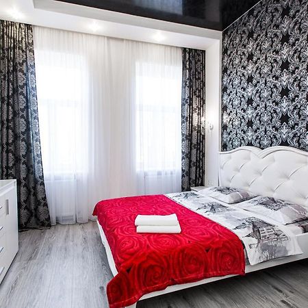 Ferienwohnung Однокомнатная Форум-Центр Lemberg Exterior foto