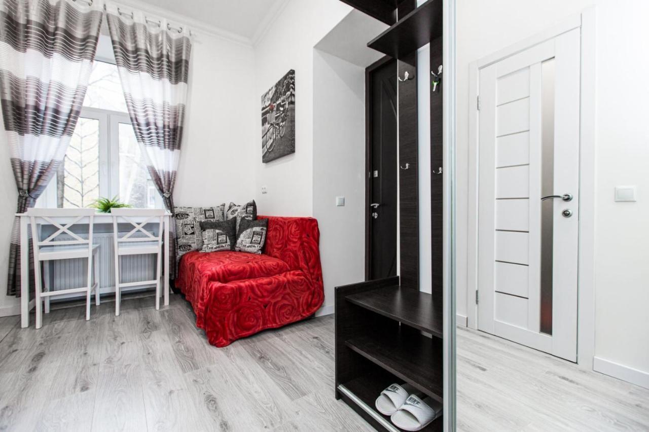 Ferienwohnung Однокомнатная Форум-Центр Lemberg Exterior foto