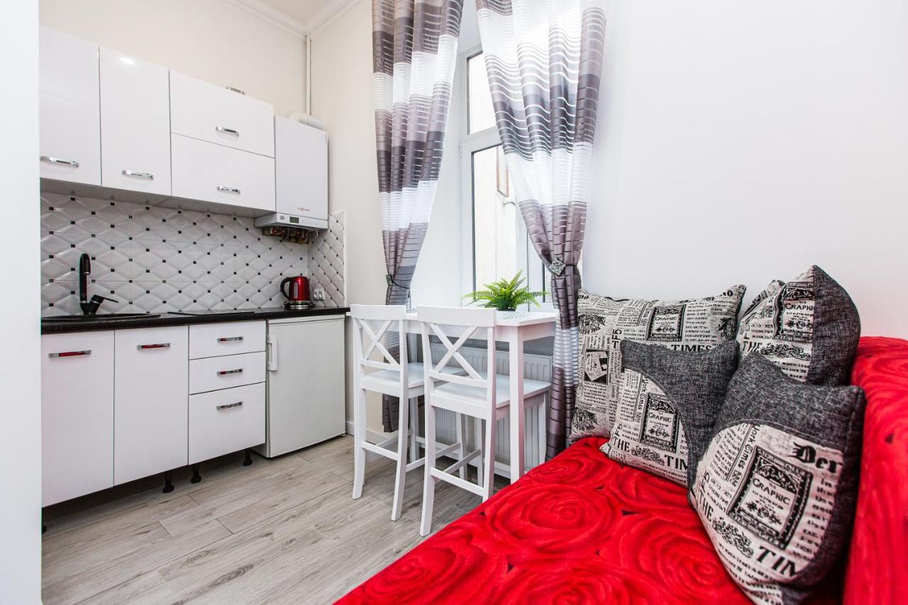 Ferienwohnung Однокомнатная Форум-Центр Lemberg Exterior foto