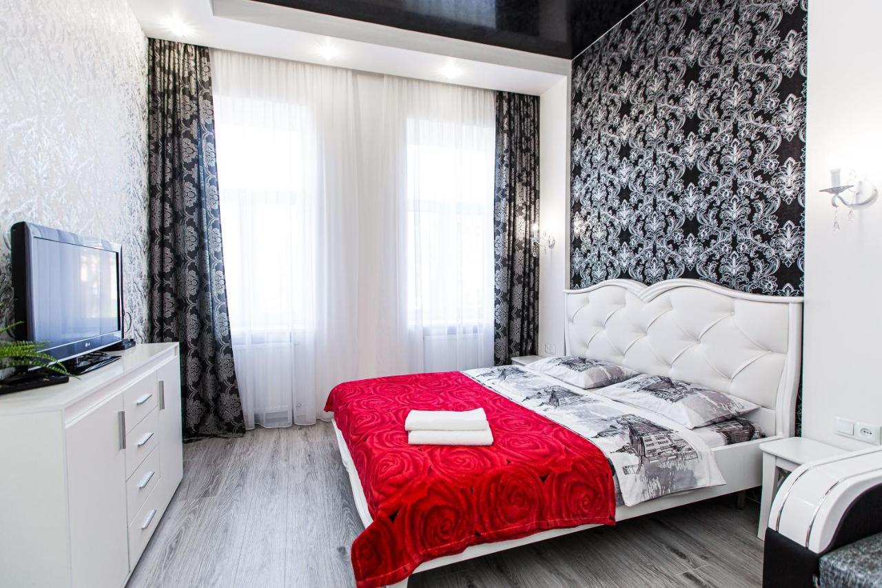 Ferienwohnung Однокомнатная Форум-Центр Lemberg Exterior foto